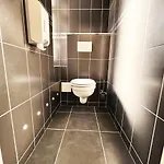 Отель De La Poste Лангр