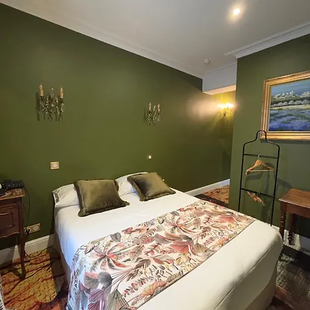 Hotell De La Poste Langres