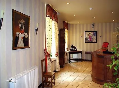 Hotel De La Poste Langres