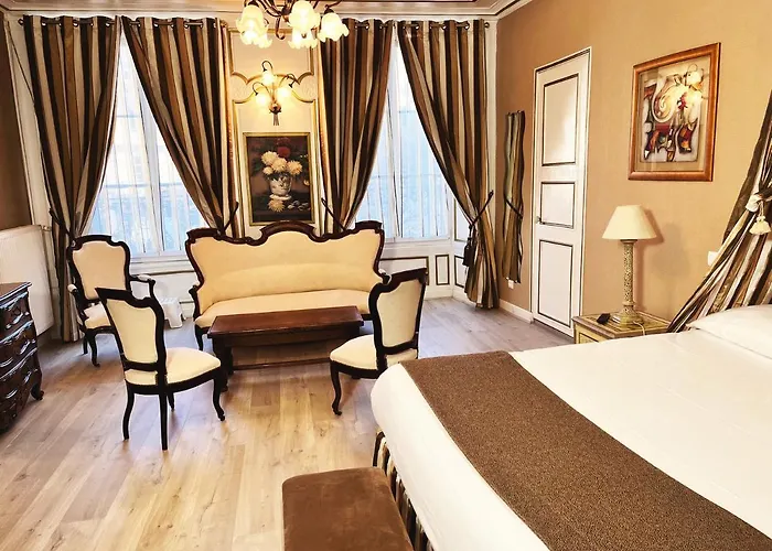 Hotel De La Poste 3*