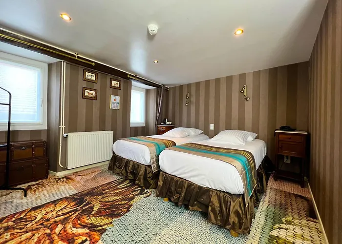 Hotel De La Poste Langres