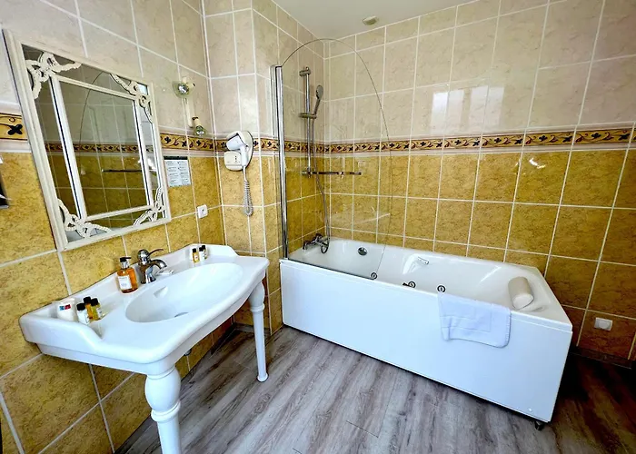 Hotel De La Poste 3*