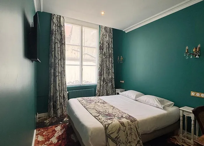 Hotel De La Poste 3*